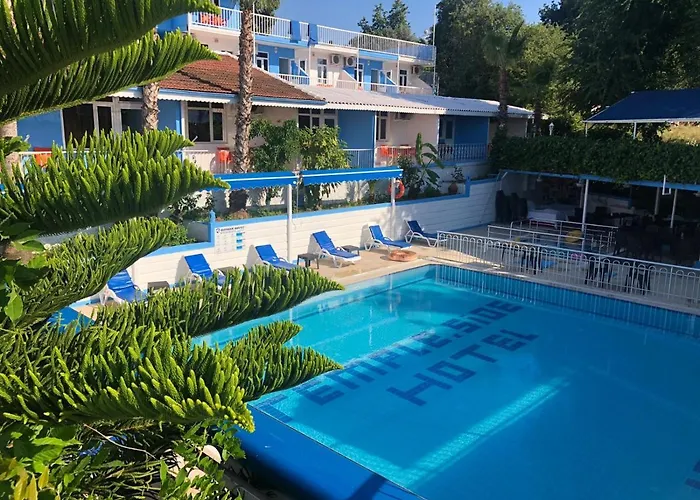 Side Temple Hotel